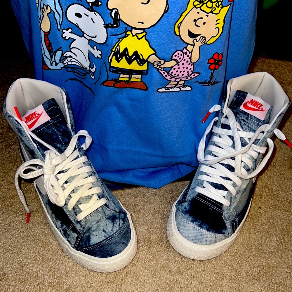 Woman’s Blazer Mid 77 Size 7.5